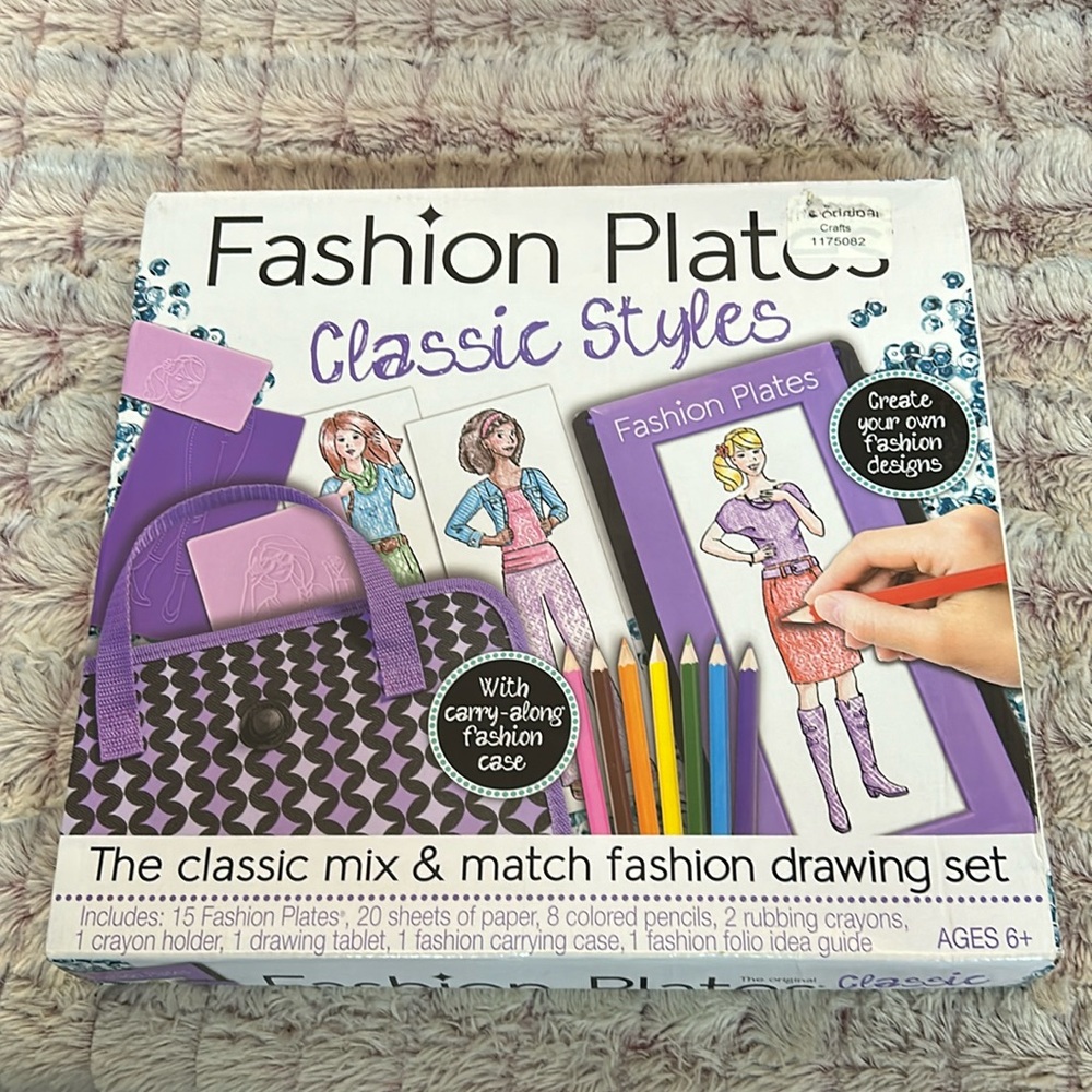 Fashion Plates Classic Styles drawing set 💜
